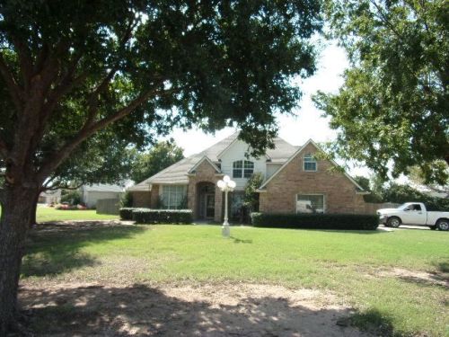 2 Heatherstone Dr, Lawton, OK 73505-9536