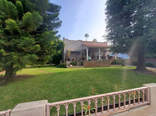 3850 Elm Ave, Long Beach, CA 90807-3404