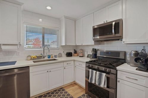 10364 Newton Way, Rancho Cordova CA  95670-2052 exterior