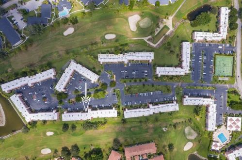 200 Turtle Lake Ct, Naples FL  34105-5567 exterior