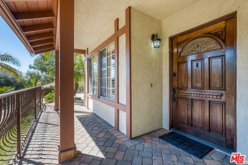 1963 Alpha St, South Pasadena, CA 91030-4218