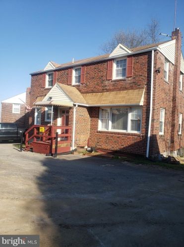 901 Sandy St, Norristown, PA 19401-4150