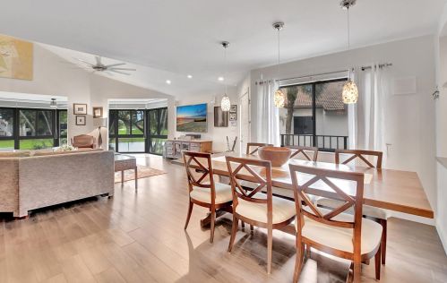7308 Clunie Pl, Delray Beach, FL 14106-3273
