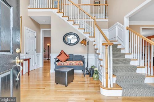 24 Sharpley Dr, Chadds Ford, PA 19317-8991