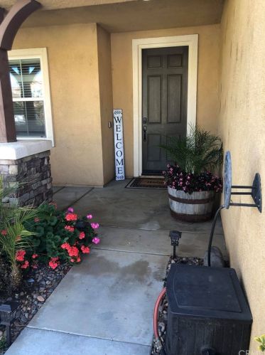1023 Sea Lavender Ln, Beaumont, CA 92223-8315