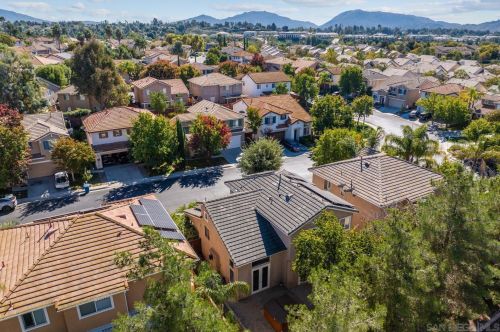 30058 Laurel Creek Dr, Temecula CA  92591-3617 exterior