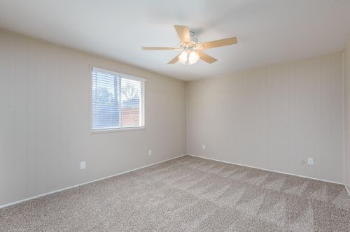 2209 Everett Dr, Phoenix AZ  85022-4109 exterior