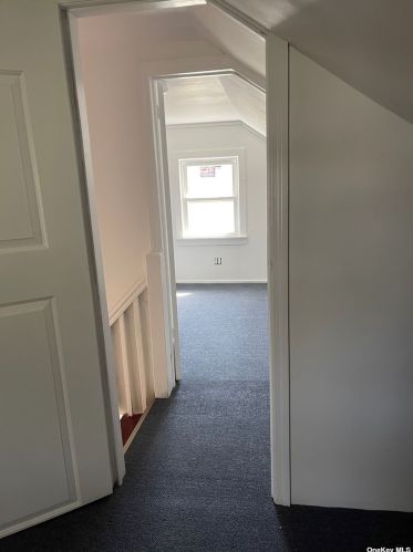 32 Bedford St, Wheatley Heights NY  11798-3904 exterior