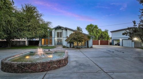 1812 Golf Rd, Turlock CA  95380-9746 exterior
