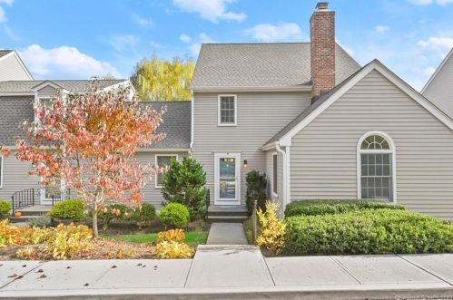 120 Prospect St, Ridgefield CT  06877-4656 exterior