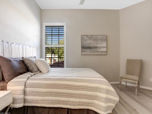1051 Egrets Walk Cir, Naples FL  34108-2427 exterior