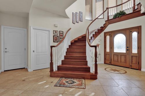 12818 Fairbrook Rd, San Diego, CA 92131-2272