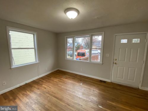 207 Coakley St, Fredericksburg VA  22401-7222 exterior