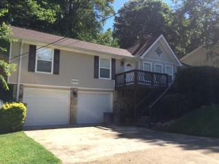 6825 Deerwood Dr, Harrison, TN 37341-9465