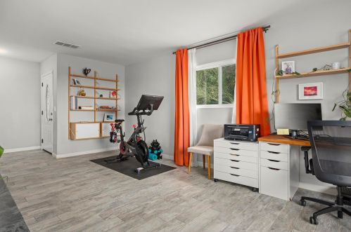 7990 Windsor Dr, La Mesa CA  91941-7808 exterior