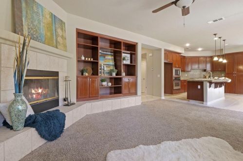 2044 Sugarbowl Way, Lodi CA  95242-4752 exterior