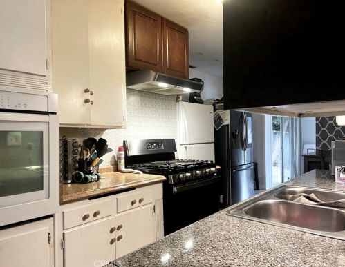 2944 Ronald St, Riverside CA  92506-4150 exterior