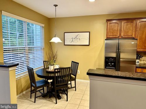 148 Rittenhouse Dr, West Deptford, NJ 08096-5112