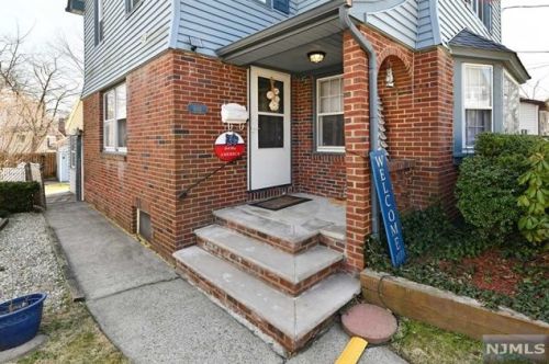 658 Grant Ave, Maywood, NJ 07607-1533