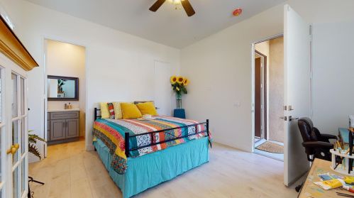 52040 Avenida Velasco, La Quinta CA  92253-3080 exterior