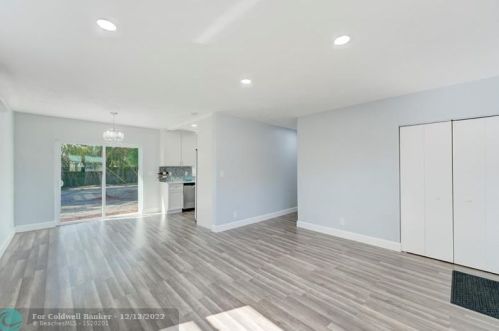1485 1st Ct, Boynton Beach FL  33435-2609 exterior