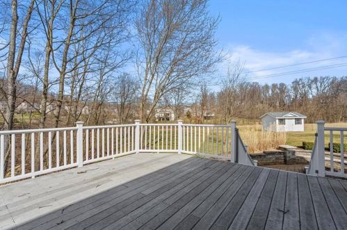 915 Fairfield Ln, Mc Donald PA  15057-2391 exterior