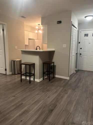 17 Lear Ct, East Brunswick NJ  08816-1863 exterior