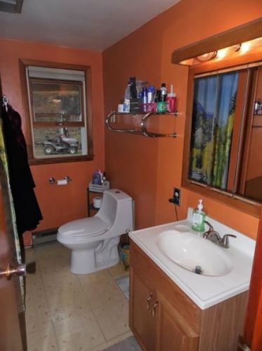 4706 Smithfield St, Mckeesport PA  15135-1216 exterior