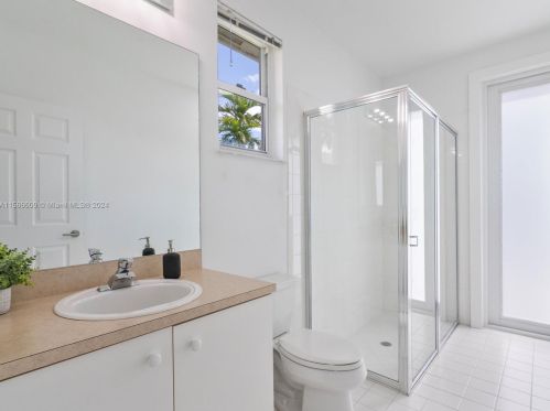 3761 144th Ave, Hollywood FL  33027-3785 exterior