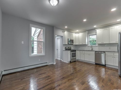 103 Clement Ave, Floral Park NY  11003-2703 exterior