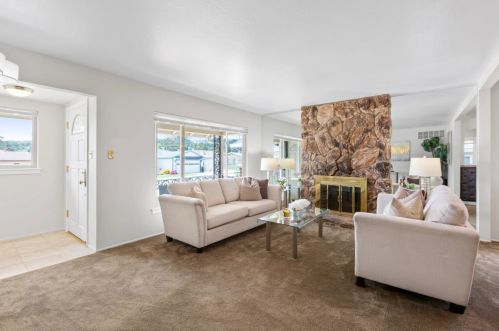 2490 Lexington Way, San Bruno CA  94066-2815 exterior