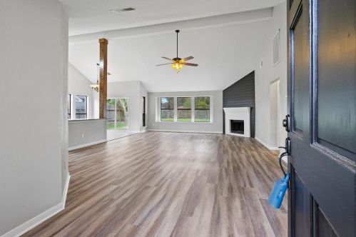 3119 Southdown Dr, Pearland TX  77584-2353 exterior