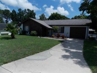 12208 Bear Trap Ln, Port Richey, FL 34667-2305