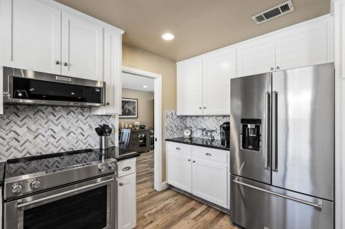 1900 Foxtail Ct, Turlock CA  95382-2890 exterior