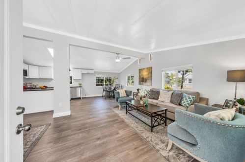 9644 Kent St, Elk Grove CA  95624-2436 exterior