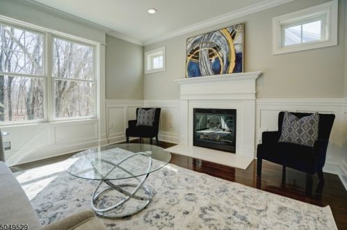 823 River Rd, Chatham Township NJ  07928-1026 exterior