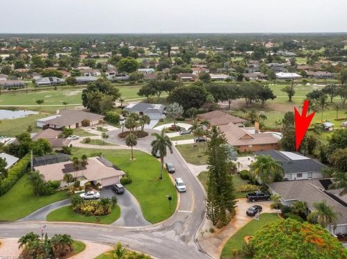 46 Thorncrest Ln, Naples FL  34113-8335 exterior