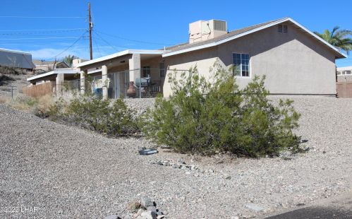 1511 Sandy Dr, Lake Havasu City, AZ 86406-8941