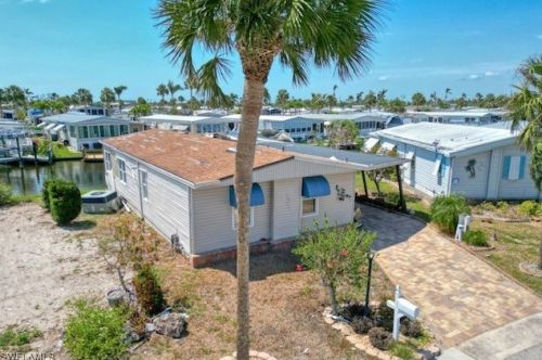 17670 Bryan Ct, Fort Myers Beach FL  33931-7103 exterior