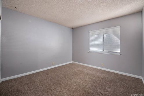 1120 Arcane St, Simi Valley CA 93065-4406 exterior