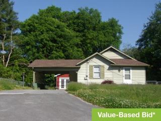 1001 Fair Dr, Knoxville, TN 37912-3231