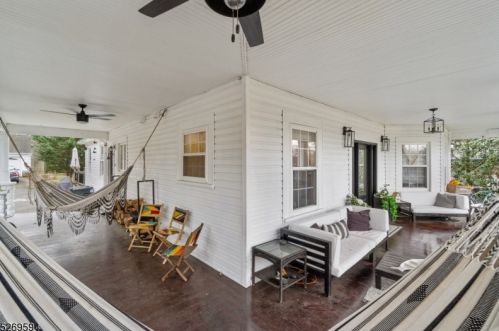 303 Nutley Ave, Nutley NJ  07110-2435 exterior