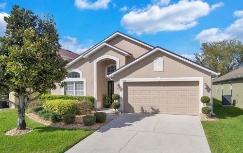 1124 Willow Branch Dr, Orlando, FL 32828-7463