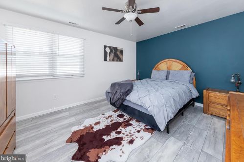 105 Wycombe Ave, West Deptford NJ  08096-4235 exterior