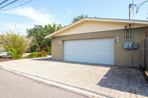 4291 Cherry St, Saint Petersburg FL  33703-5033 exterior