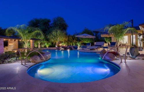 3956 Menlo Cir, Mesa, AZ 85215-1725