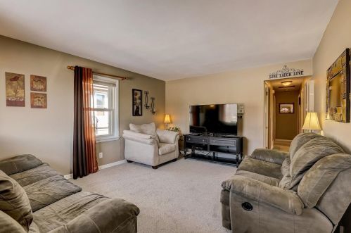 4644 Ahmedi Ave, Milwaukee, WI 53235-5307