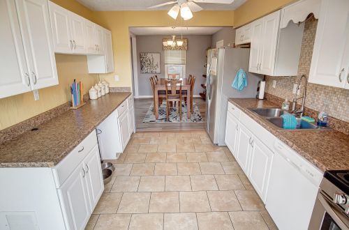 4020 Thomas Dr, Covington KY  41018-2942 exterior