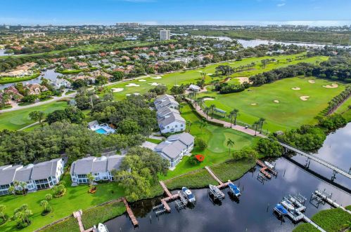 332 Spyglass Way, Jupiter FL 33477-4049 exterior