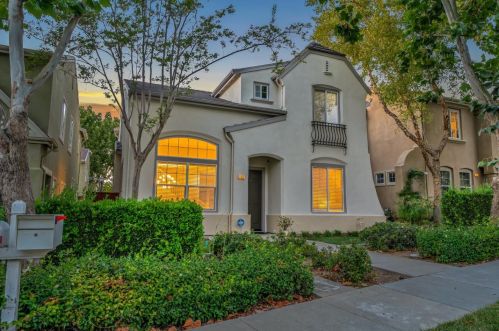 3339 Michelangelo Dr, San Jose, CA 95135-1744